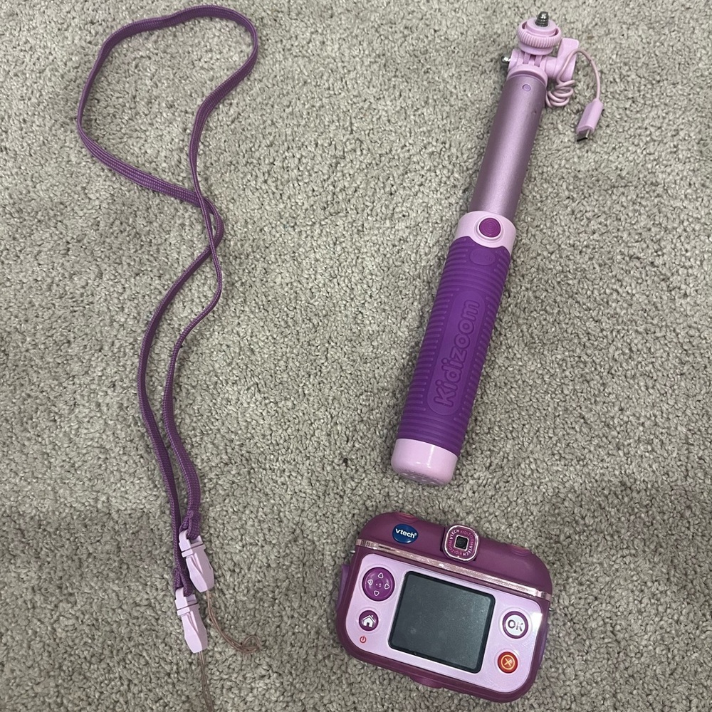 Purple Digital Camera Set with Telescoping Monopod